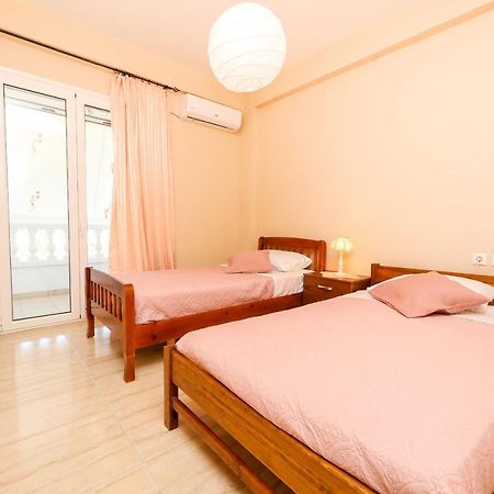 Alanthia Appartement Vlorë Buitenkant foto