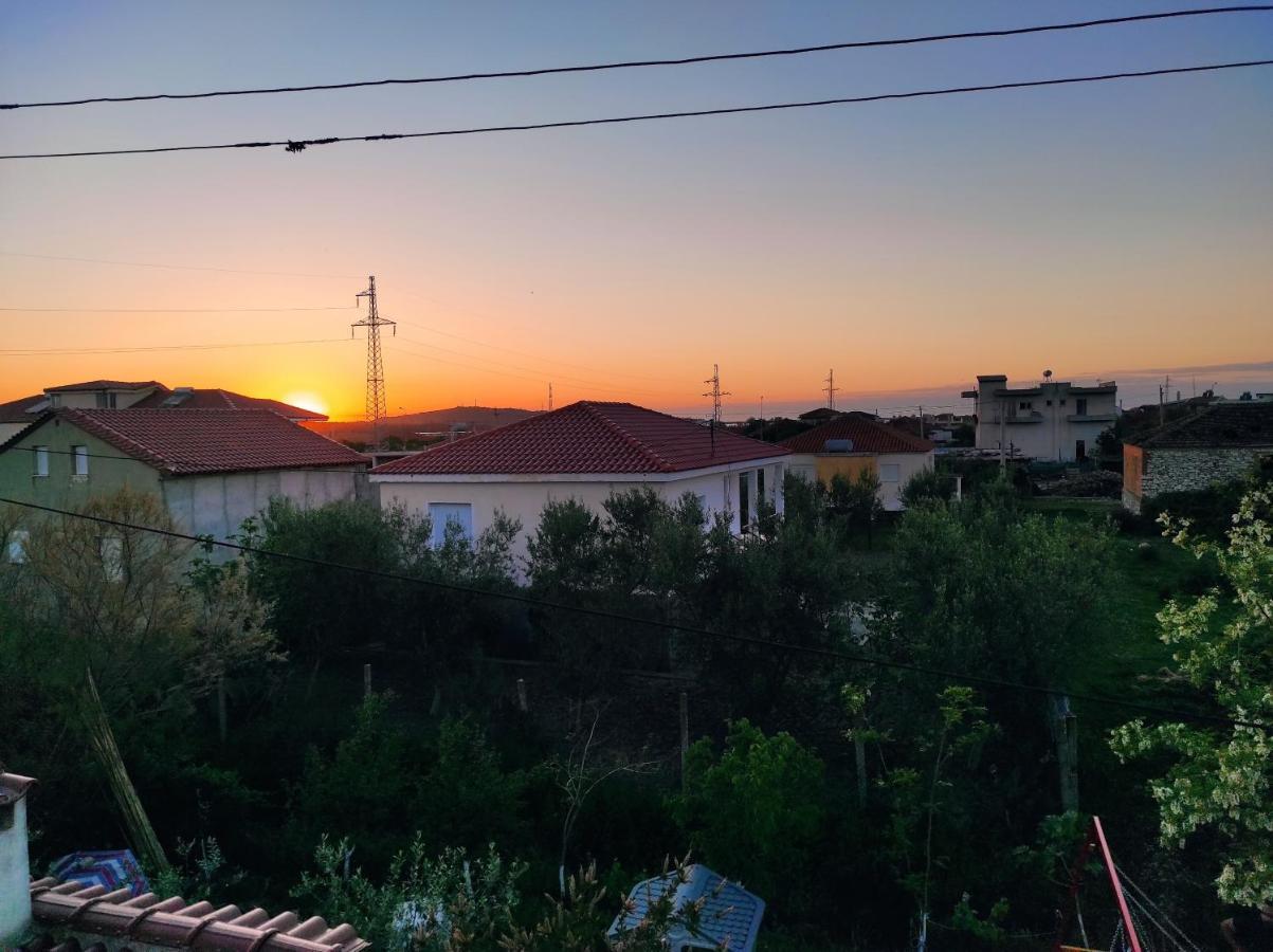 Alanthia Appartement Vlorë Buitenkant foto