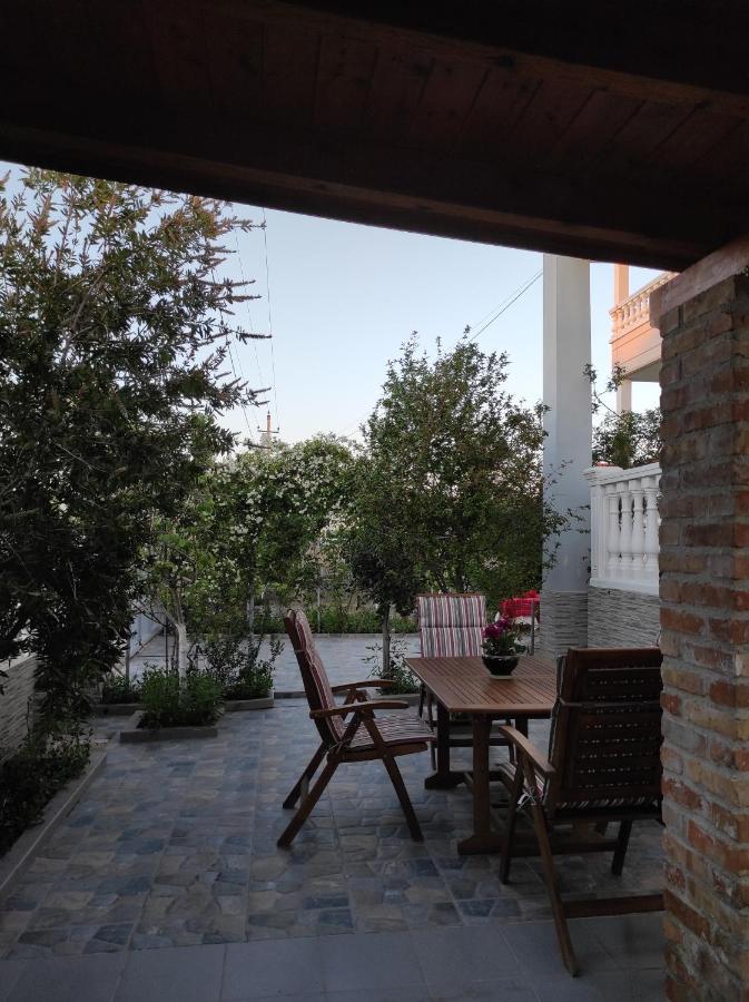 Alanthia Appartement Vlorë Buitenkant foto