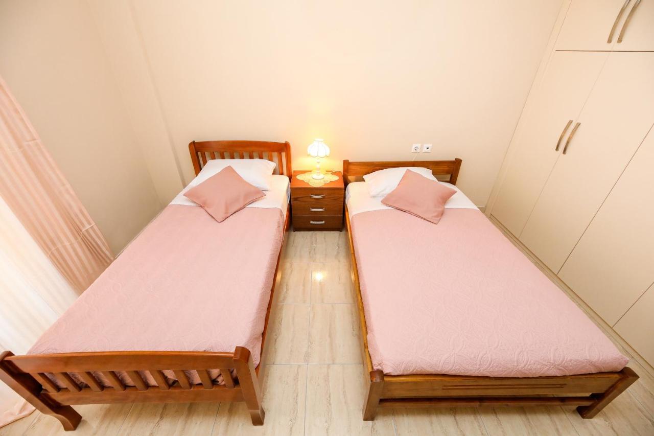 Alanthia Appartement Vlorë Buitenkant foto